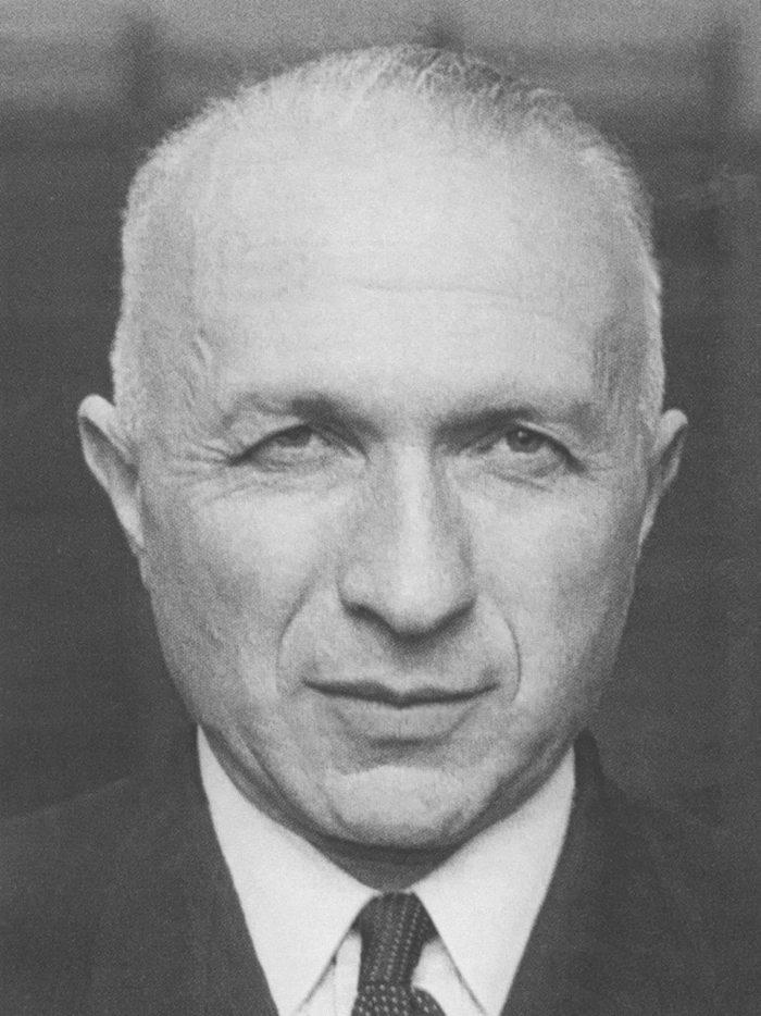 Михаил Товаровский